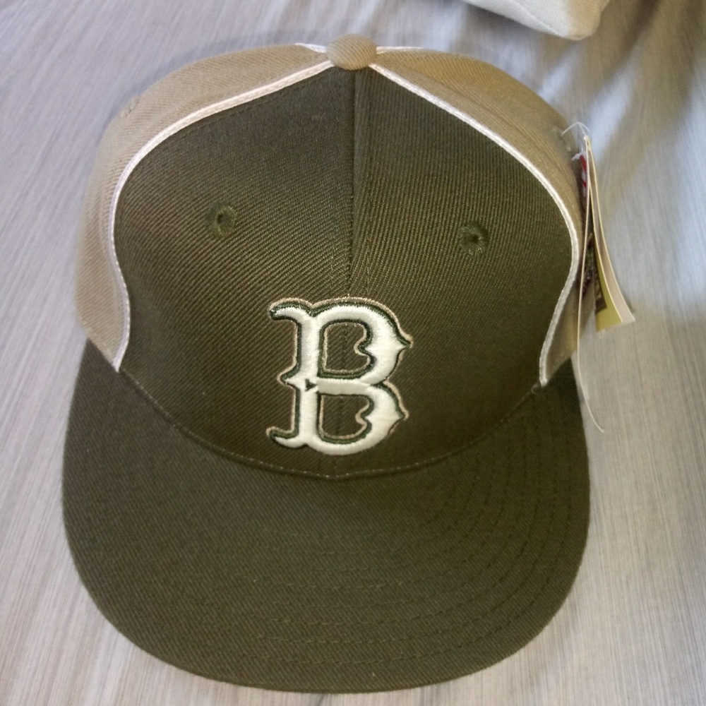 NWT Cooperstown Collection fitted hat